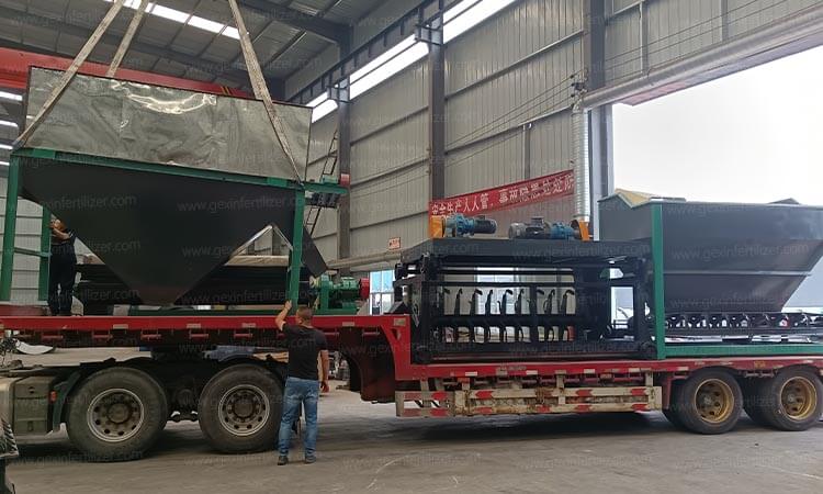 Cow Manure Fertilizer Machine Shipped