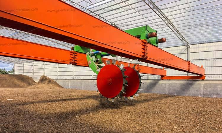 premium wheel type compost turner